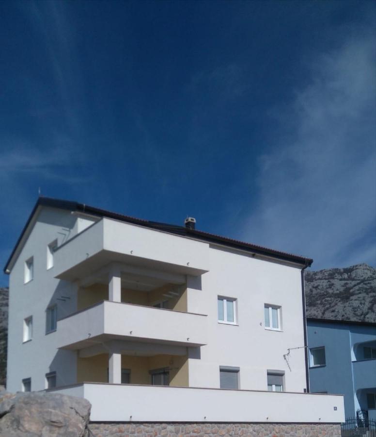 Apartment Villa Bijele Stijene Karlobag Exterior foto